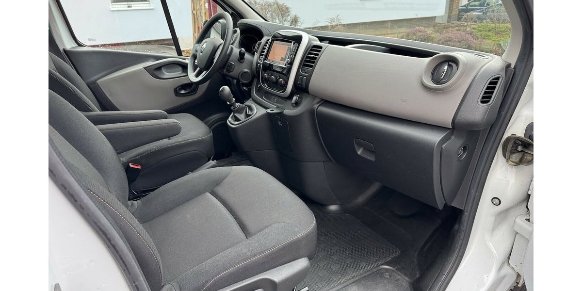 Renault Trafic L2H1 Navi Klima Standh Temp PDC Regale E6 100.000 km 15.000 &euro; Erftstadt 50374