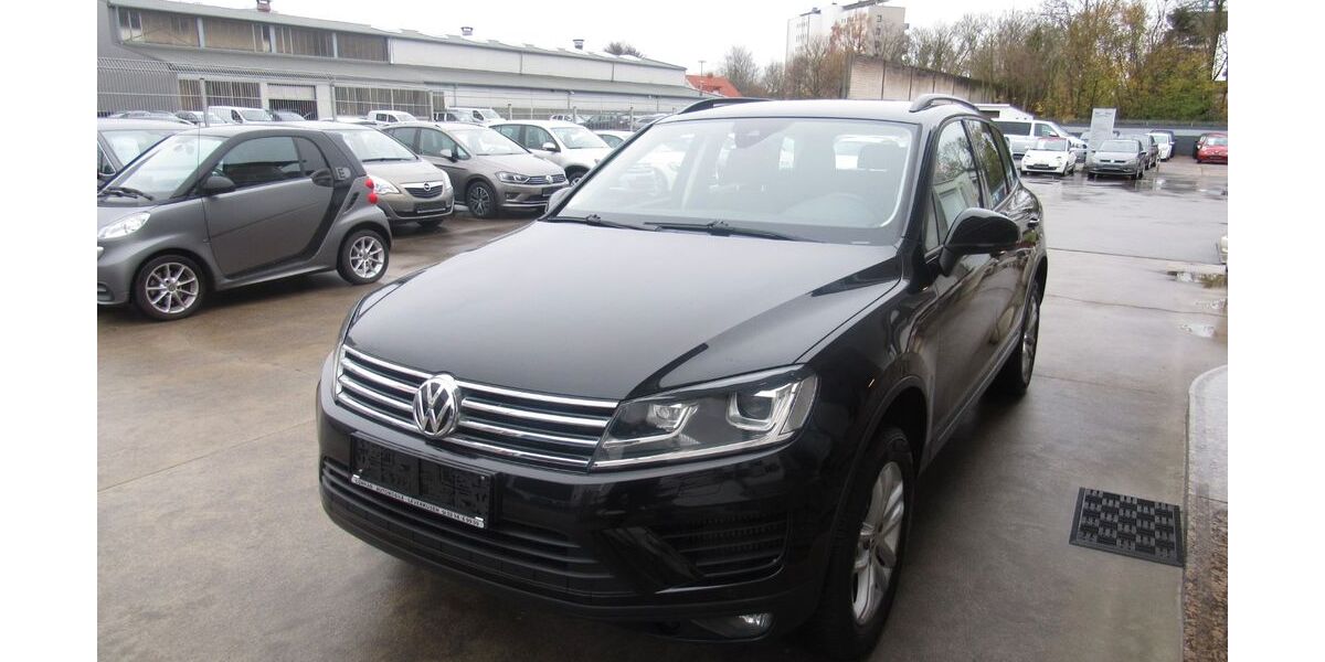 VW Touareg 74.600 km 29.800 &euro; Leverkusen 51371