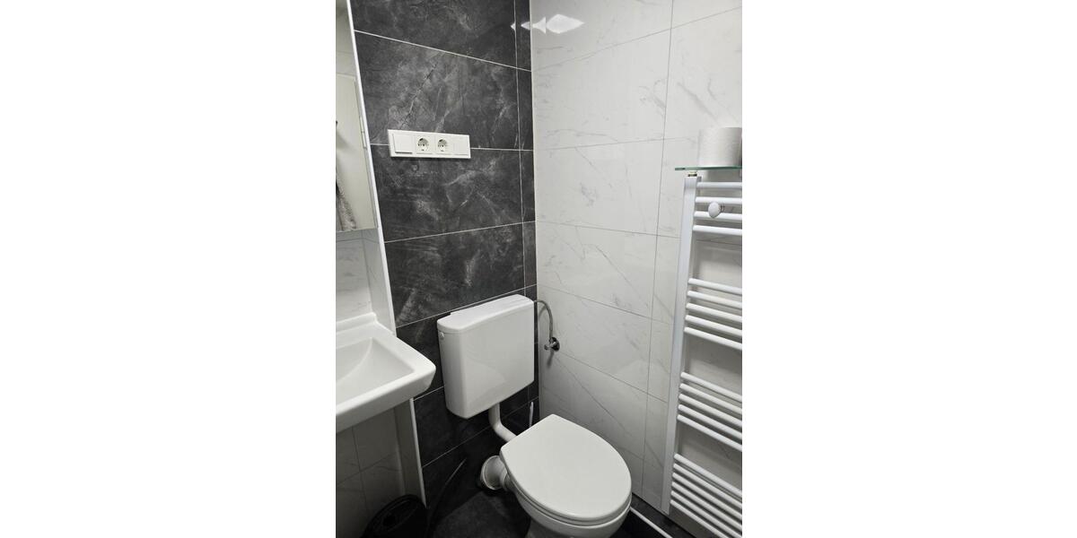 Etagenwohnung Köln Mülheim - 4 Zimmer, 79 m&sup2;, 390.000&euro; | Angebot:27081308