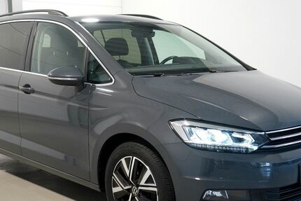 VW Touran 127.649 km 21.490 € Hürth bei Köln 50354
