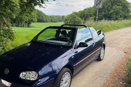 VW Golf 235.000 km 2.777 € Burscheid 51399