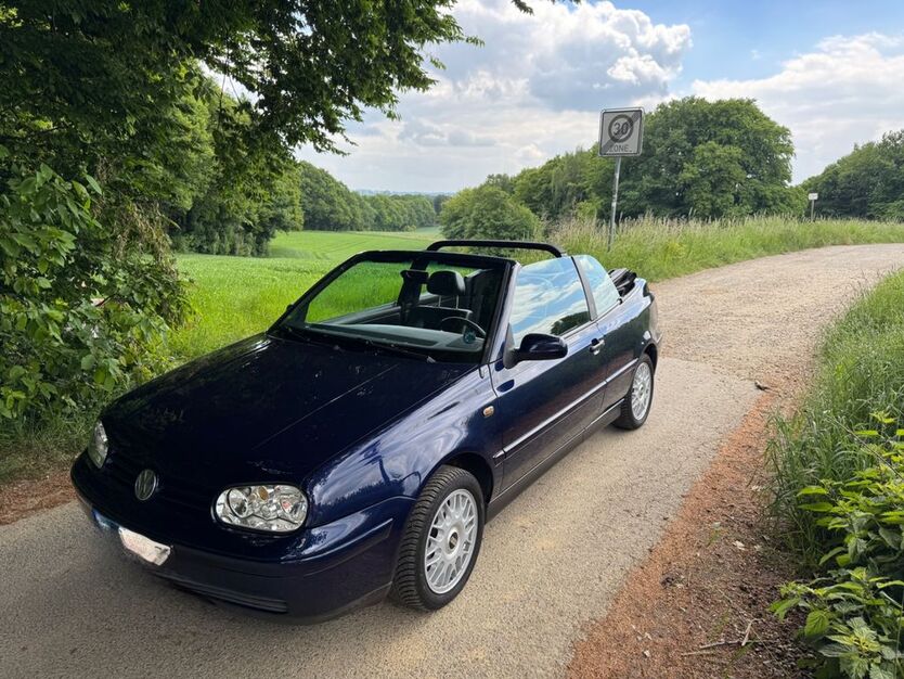 VW Golf 235.000 km 2.777 € Burscheid 51399