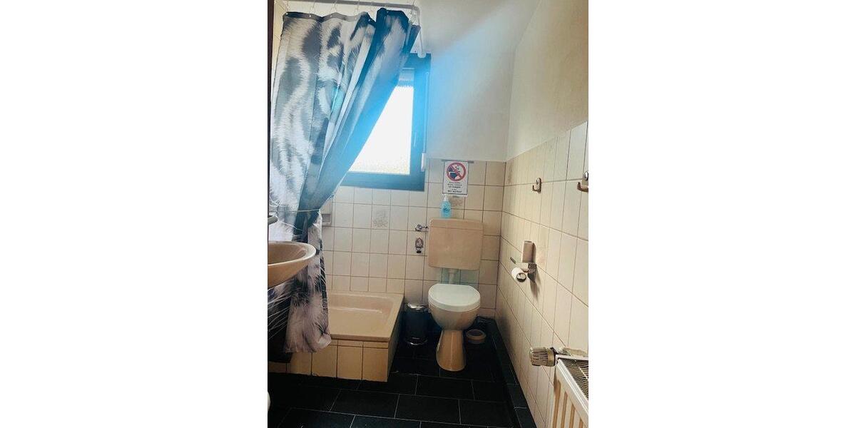 Etagenwohnung Solingen Höhscheid - 2.5 Zimmer, 63 m&sup2;, 600&euro; | Angebot:27556812