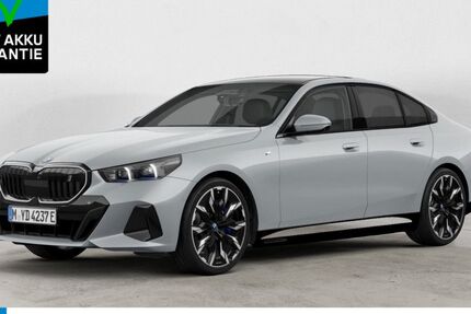 BMW i5 22.299 km 61.690 € Bergisch Gladbach 51469