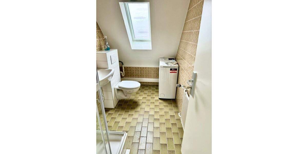 WG-geeignete vollmöblierte 3 12 Zimmer Wohnung im Ehrenfelder Veedel 3 zimmer