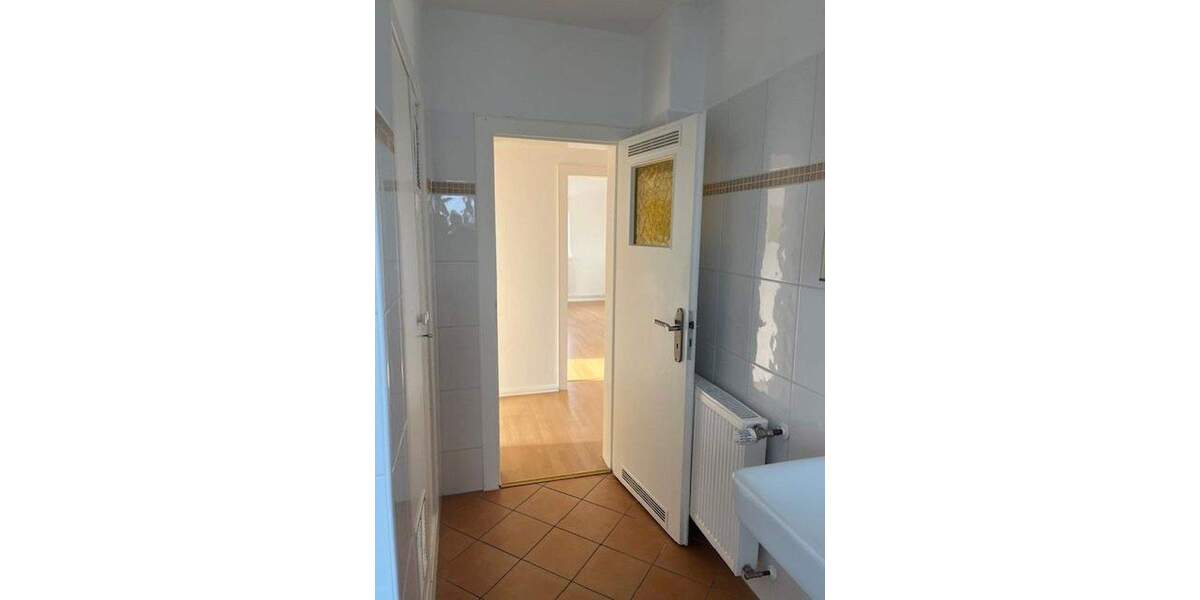 Etagenwohnung Hameln Nordstadt - 3 Zimmer, 81 m&sup2;, 735&euro; | Angebot:24711901