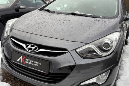Hyundai i40 168.000 km 6.490 &euro; Solingen 42653