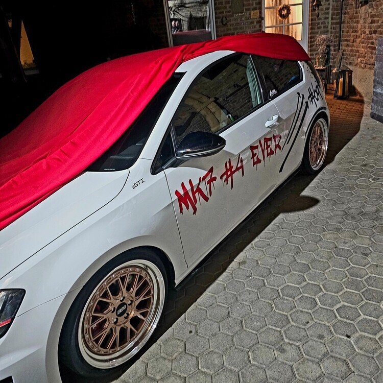 VW Volkswagen Golf 7 GTI 2.0 TSI BMT Performance in w 97.500 km 15.500 € Euskirchen 53879