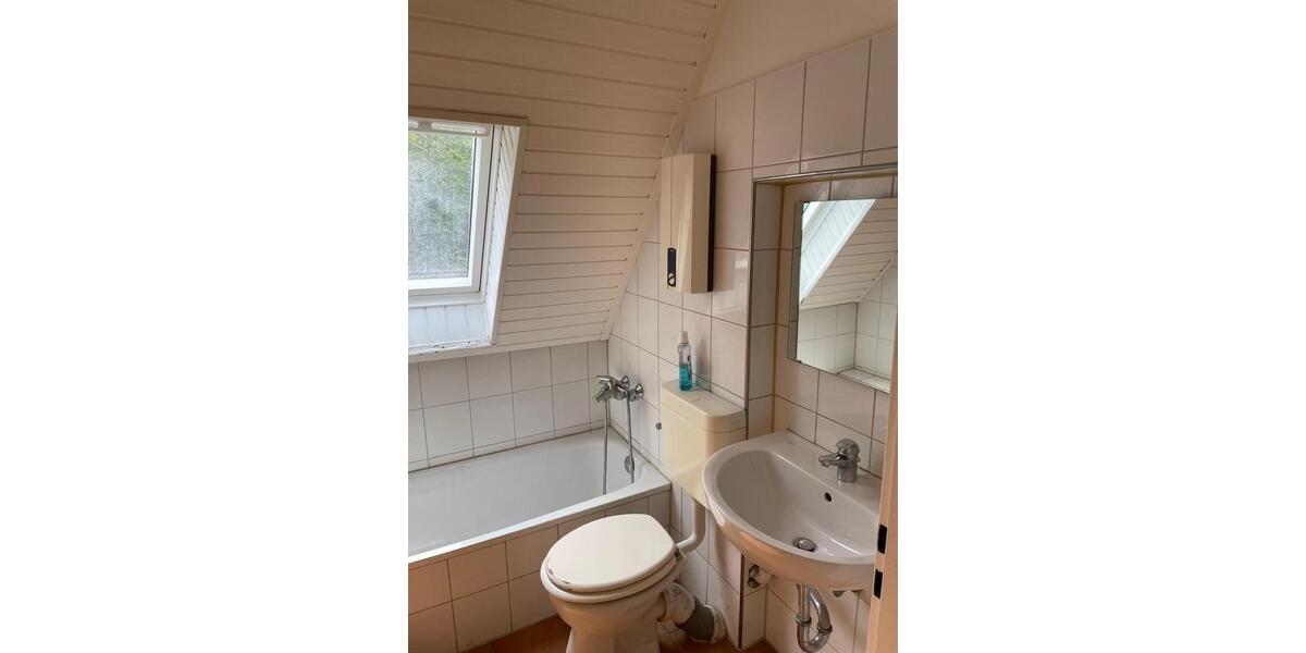 Gemütliche 3-Zimmer-Dachgeschosswohnung in ruhiger Lage mit Waldblick 3 zimmer