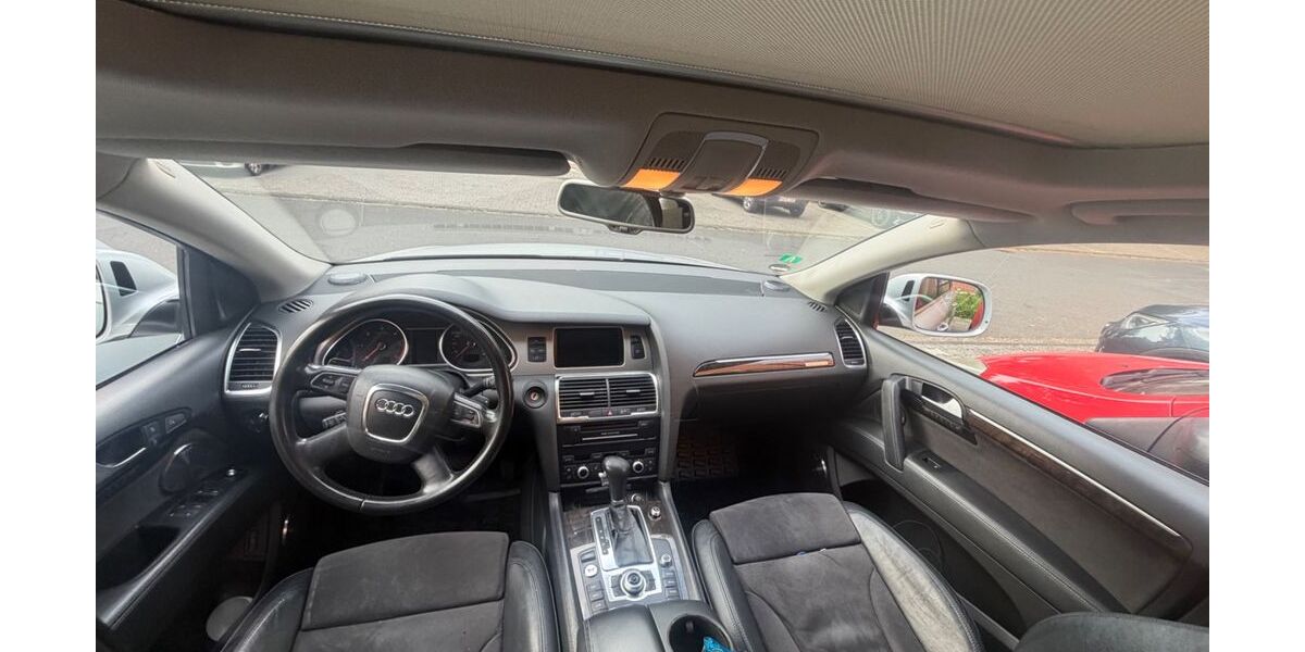 Audi Q7 240.000 km 12.500 &euro; Brühl 50321