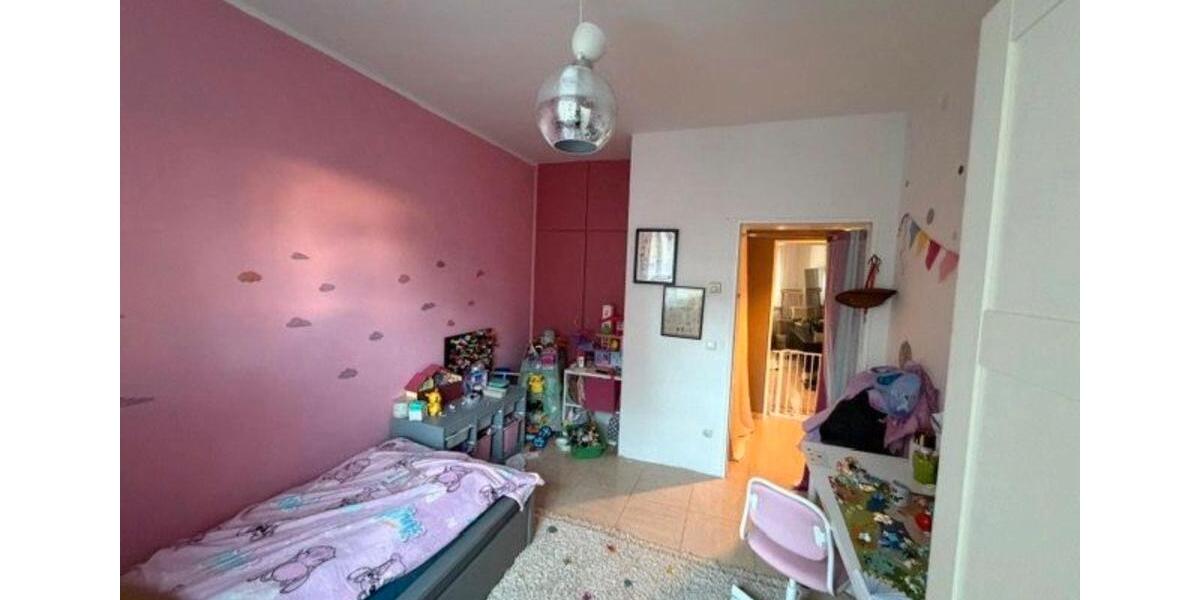 Erdgeschoßwohnung Köln Mülheim - 4 Zimmer, 84 m&sup2;, 290.000&euro; | Angebot:26952187