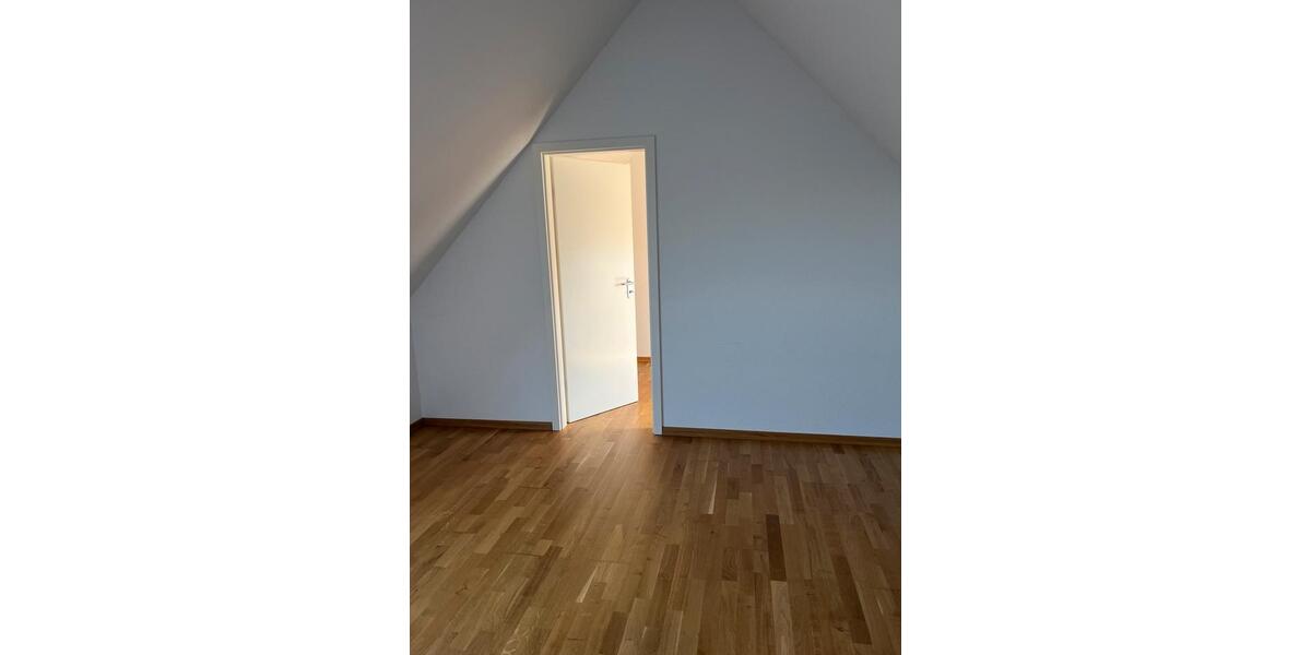 Etagenwohnung Monheim am Rhein - 4 Zimmer, 95 m&sup2;, 275.000&euro; | Angebot:26252279