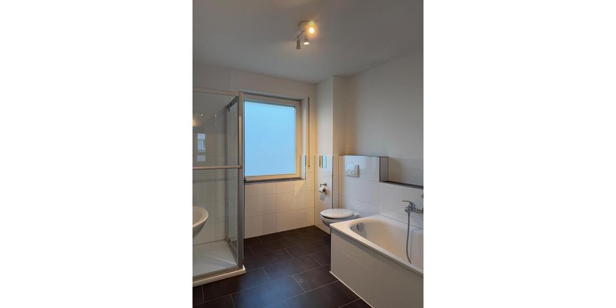 Doppelhaushälfte Sankt Augustin - 4 Zimmer, 125 m&sup2;, 1.420&euro; | Angebot:25393865