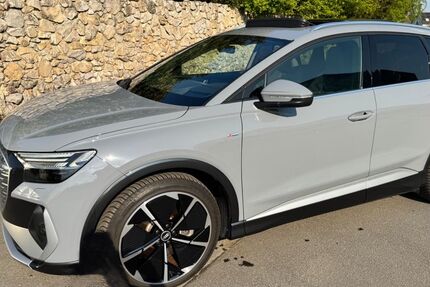 Audi Q4 e-tron 32.400 km 33.600 &euro; Köln 51145