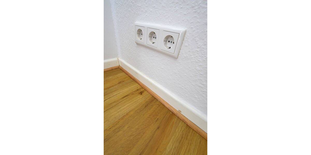 Kauf im Paket: 2 vermietete Wohnungen & 1 Garage in einem 3-Familienhaus in Bonn-Röttgen. 6 zimmer