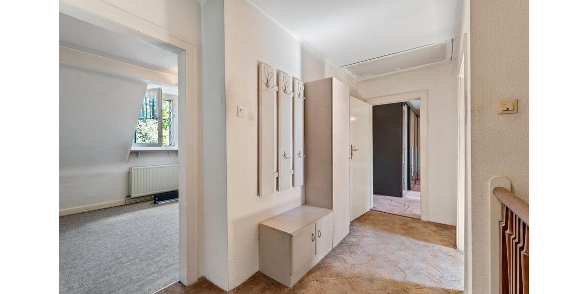 Einfamilienhaus Köln Kalk - 6 Zimmer, 160 m&sup2;, 599.000&euro; | Angebot:26223472