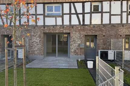 Haus zum Mieten in Hennef 1.650 € 111 m² 4 zimmer