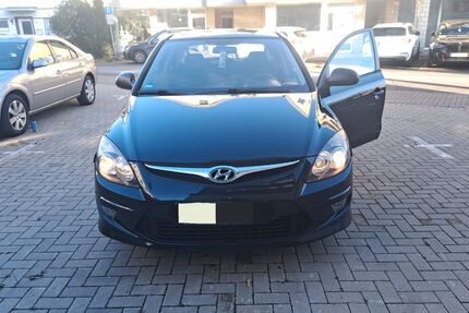 Hyundai i30 305.000 km 1.450 &euro; Niederkassel 53859