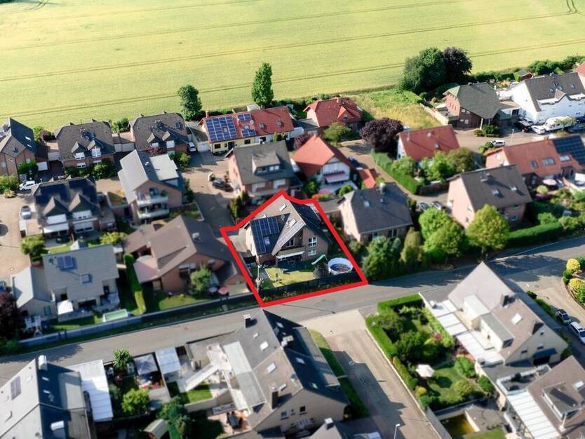 modernes Zweifamilienhaus in Bestlage