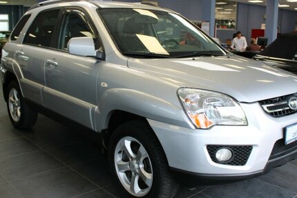 Kia Sportage 2.0 4WD EX 97.654 km 6.980 € Euskirchen 53881