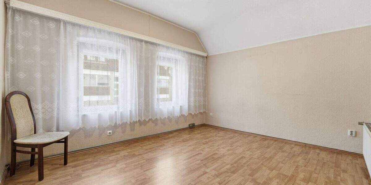 Einfamilienhaus Köln Meschenich - 5 Zimmer, 155 m&sup2;, 395.000&euro; | Angebot:24834182