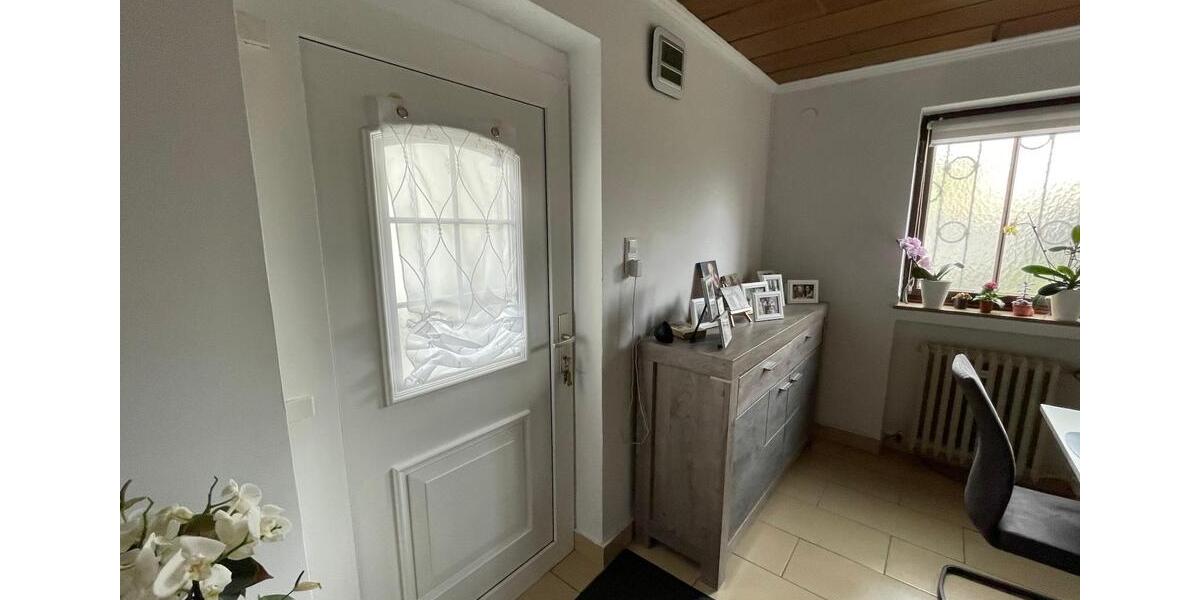 Erdgeschoßwohnung Solingen Wald - 2 Zimmer, 50 m&sup2;, 650&euro; | Angebot:26338801