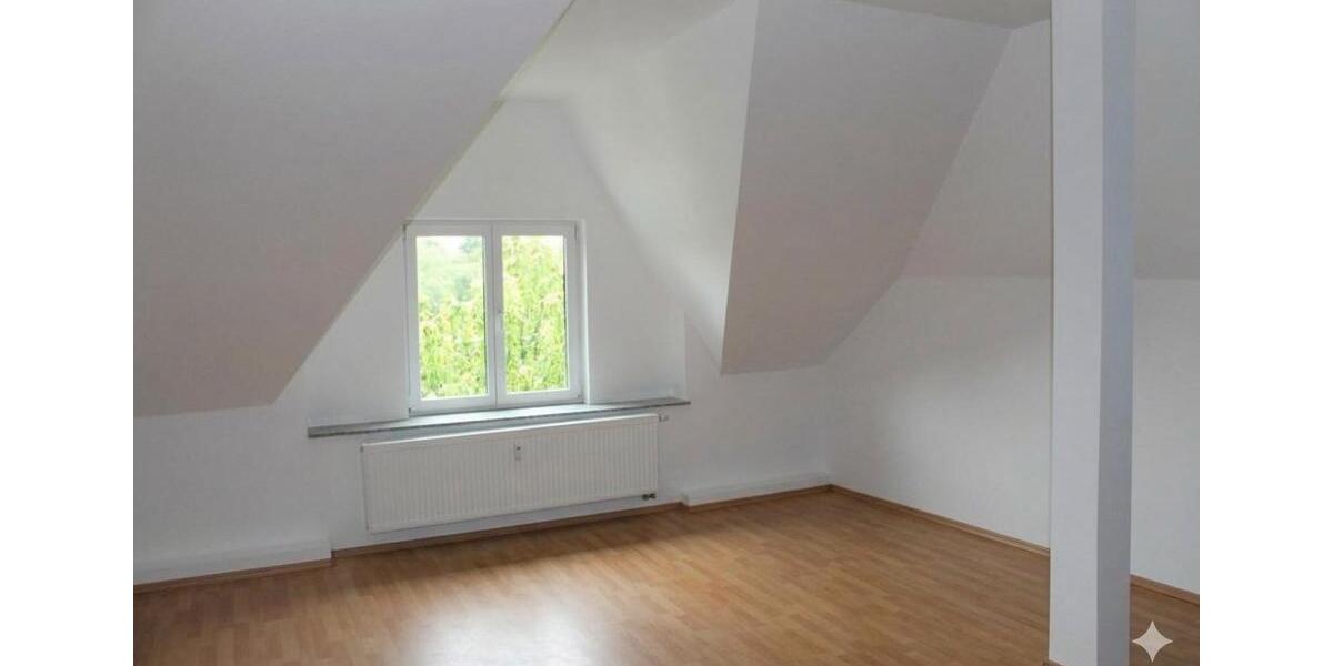 Dachgeschoßwohnung Solingen Wald - 2 Zimmer, 58 m&sup2;, 575&euro; | Angebot:27617058