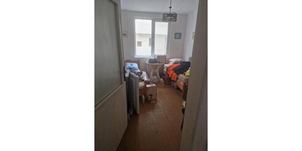 Doppelhaushälfte Köln Kalk - 5 Zimmer, 83 m&sup2;, 120.000&euro; | Angebot:25157988