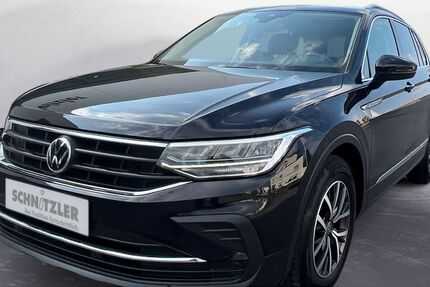 VW Tiguan 70.352 km 26.350 € Langenfeld 40764