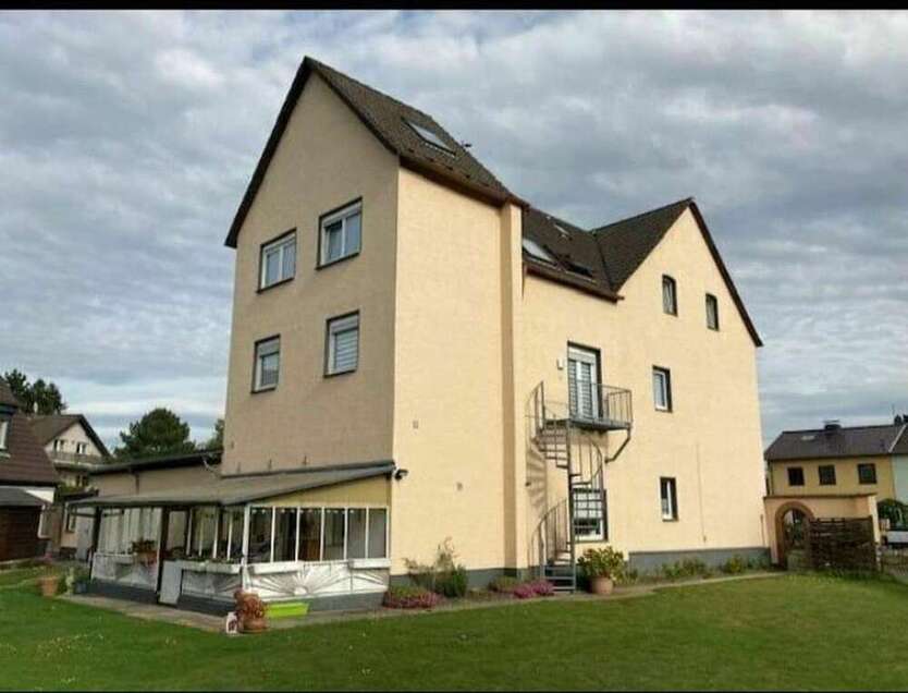 Wohnung zum Mieten in Bergisch Gladbach 960 € 92 m²