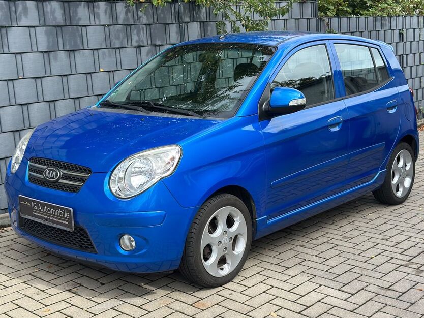 Kia Picanto 95.000 km 2.970 € Köln 51109