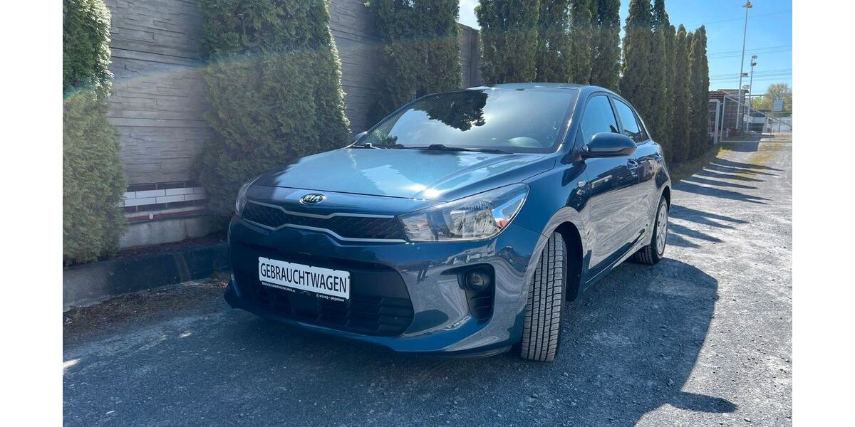 Kia Rio 99.309 km 8.499 &euro; Hilden 40721