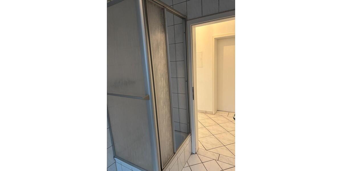 Erdgeschoßwohnung Köln Mülheim - 2 Zimmer, 68 m&sup2;, 1.100&euro; | Angebot:25237082