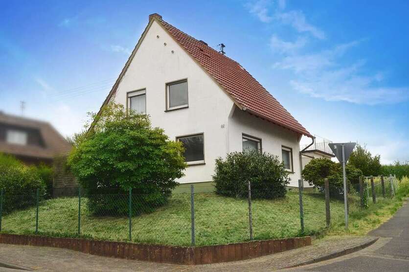Haus zum Kaufen in Königswinter Pleiserhohn 328.000 € 93 m²
