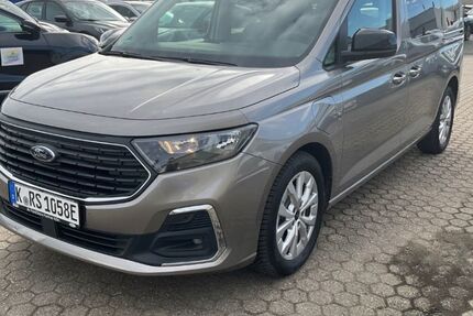 Ford Tourneo Connect 2.700 km 41.490 € Pulheim 50259