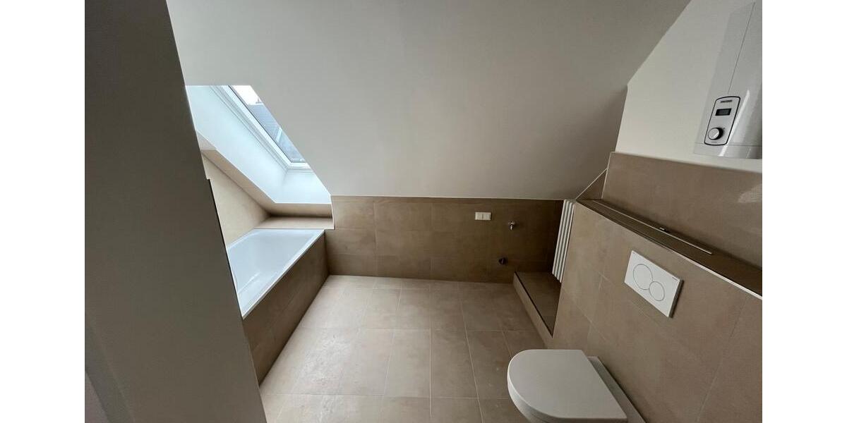 Maisonettenwohnung Köln Ehrenfeld - 3 Zimmer, 102 m&sup2;, 2.080&euro; | Angebot:26322753