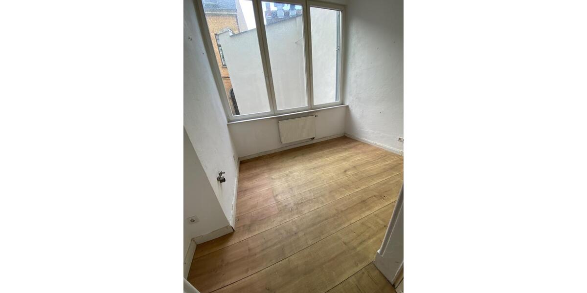 Erdgeschoßwohnung Bonn Poppelsdorf - 3 Zimmer, 75 m&sup2;, 1.125&euro; | Angebot:26338779