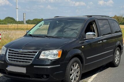 Chrysler Voyager 258.000 km 3.300 &euro; Dormagen 41541
