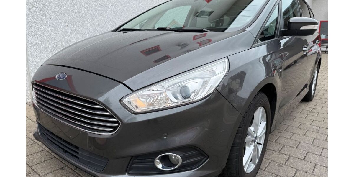 Ford S-Max 270.000 km 6.990 &euro; Bergisch Gladbach 51467