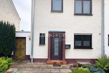 Haus zum Kaufen in Köln Lind 440.000 € 124 m² 5 zimmer