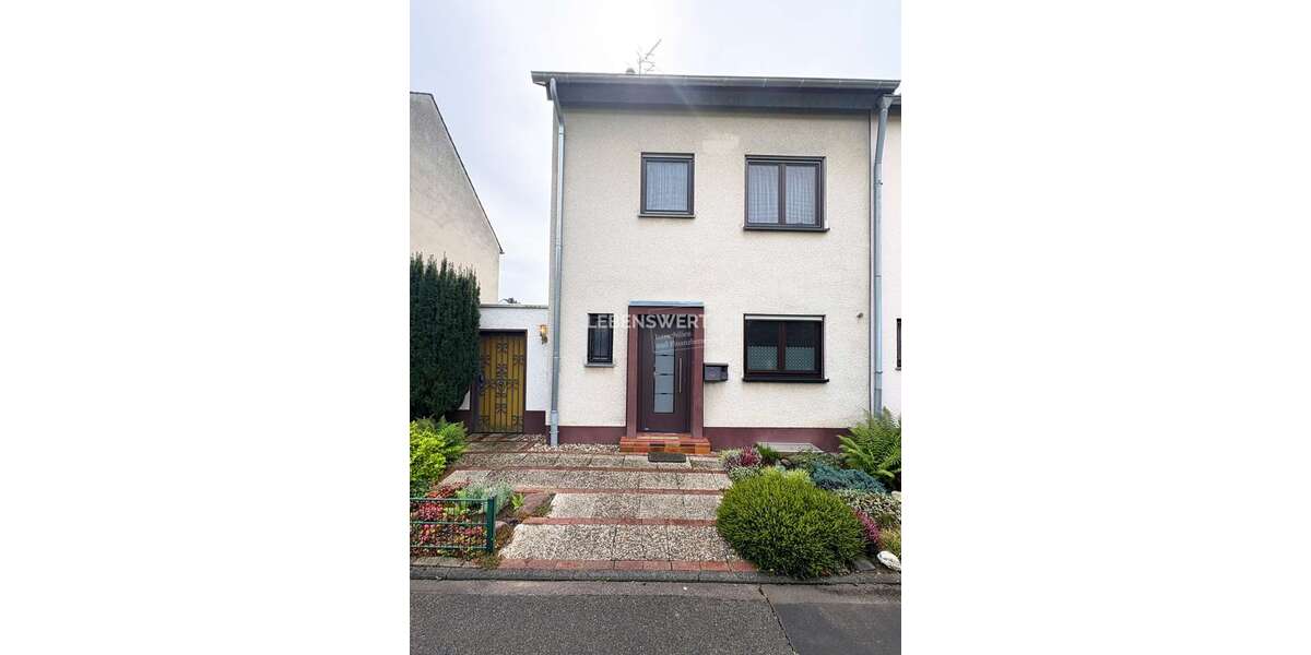 Haus zum Kaufen in Köln Lind 440.000 € 124 m² 5 zimmer