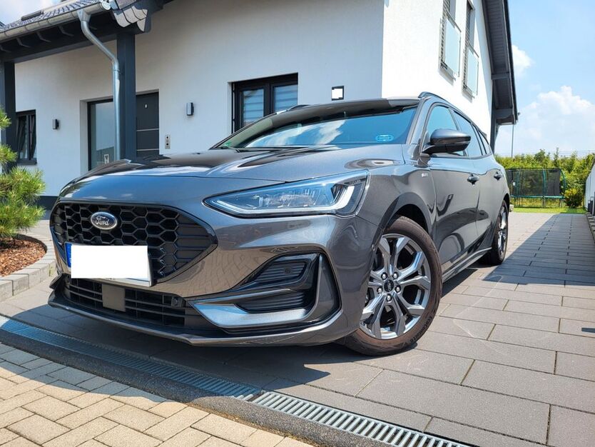 Ford Focus 13.700 km 20.950 € Kerpen 50171