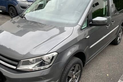 VW Caddy 102.000 km 16.200 &euro; Köln 50672