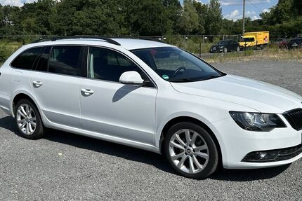 Skoda Superb 255.449 km 7.100 &euro; Sankt Augustin 53757