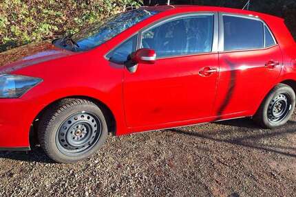 Toyota Auris 111.000 km 5.500 &euro; Bergisch Gladbach 51429