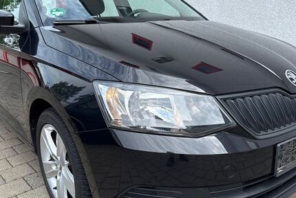 Skoda Fabia 97.220 km 6.990 &euro; Bergisch Gladbach 51467