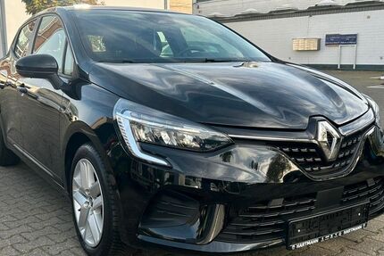 Renault Clio 44.988 km 10.950 &euro; Hilden 40721