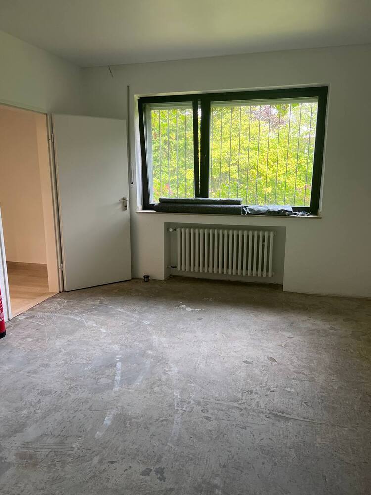 D-Kaiserswerth: Einfamilienhaus, 2 Zimmer, ca. 80 m² Wohnfl., ca. 60 m² Nutzfläche, Terrasse, Stellplatz