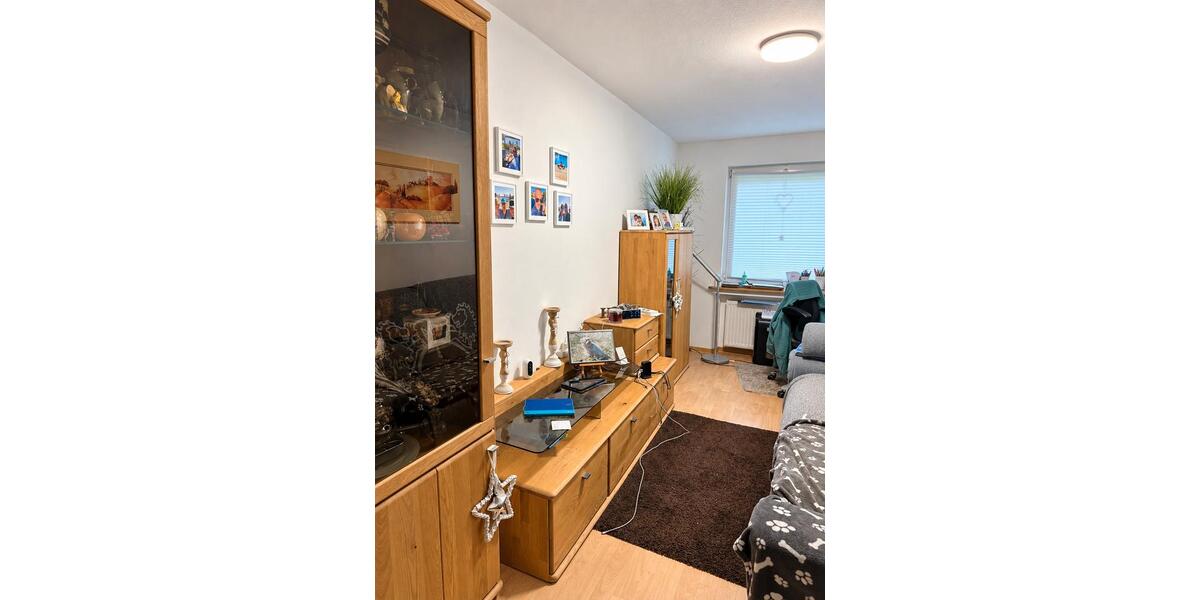 Etagenwohnung Wermelskirchen - 3 Zimmer, 79 m&sup2;, 540&euro; | Angebot:27595083