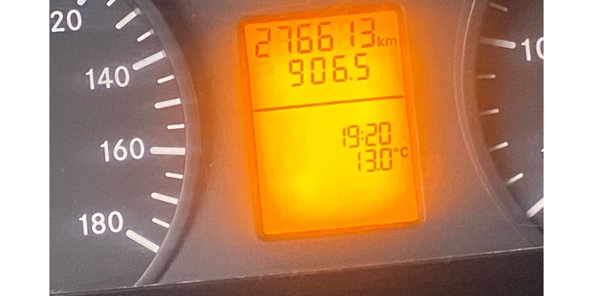 Mercedes-Benz Sprinter 277.000 km 8.800 &euro; Köln 50667